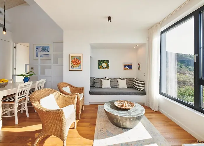 Cape Kitries * Kitriaí