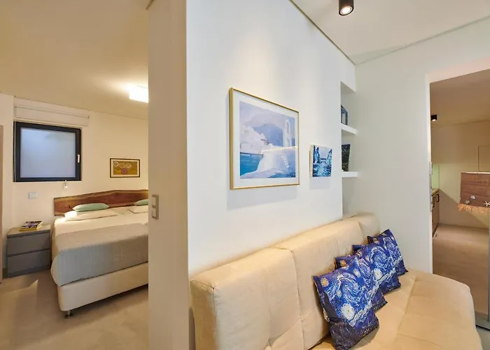 Cape Kitries * Kitriaí